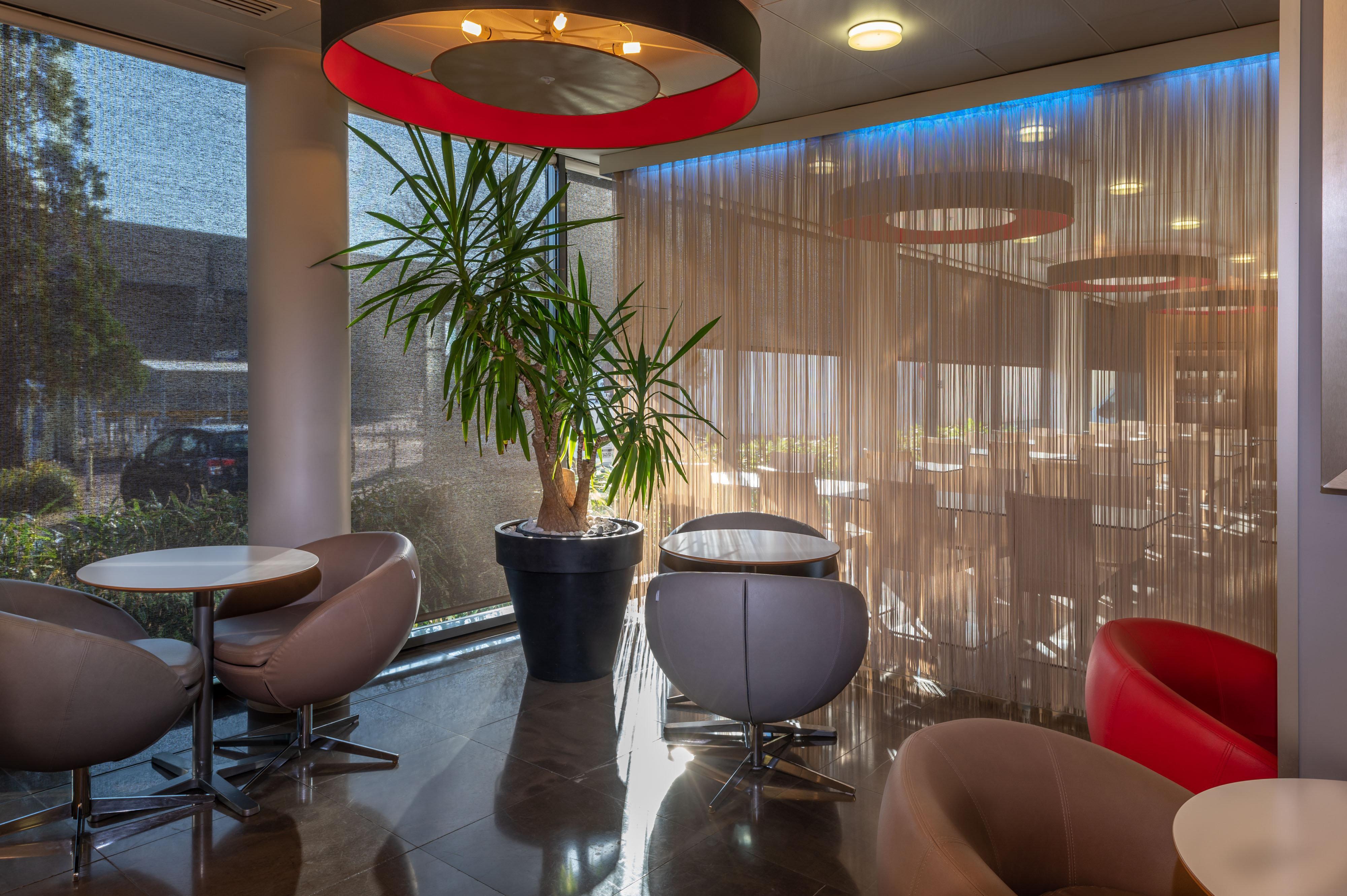 Holiday Inn Express Saint-Nazaire By Ihg Екстериор снимка