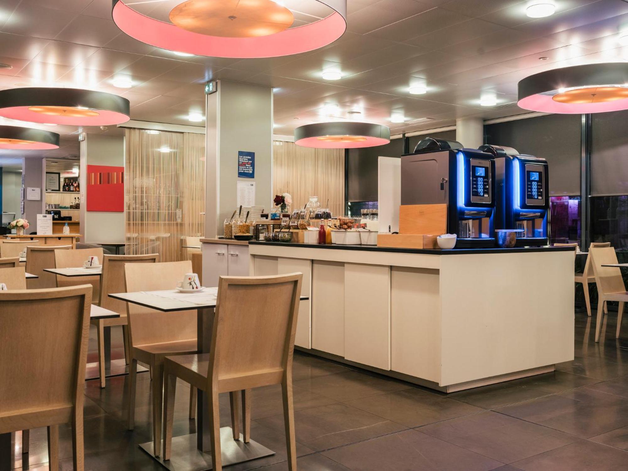 Holiday Inn Express Saint-Nazaire By Ihg Екстериор снимка