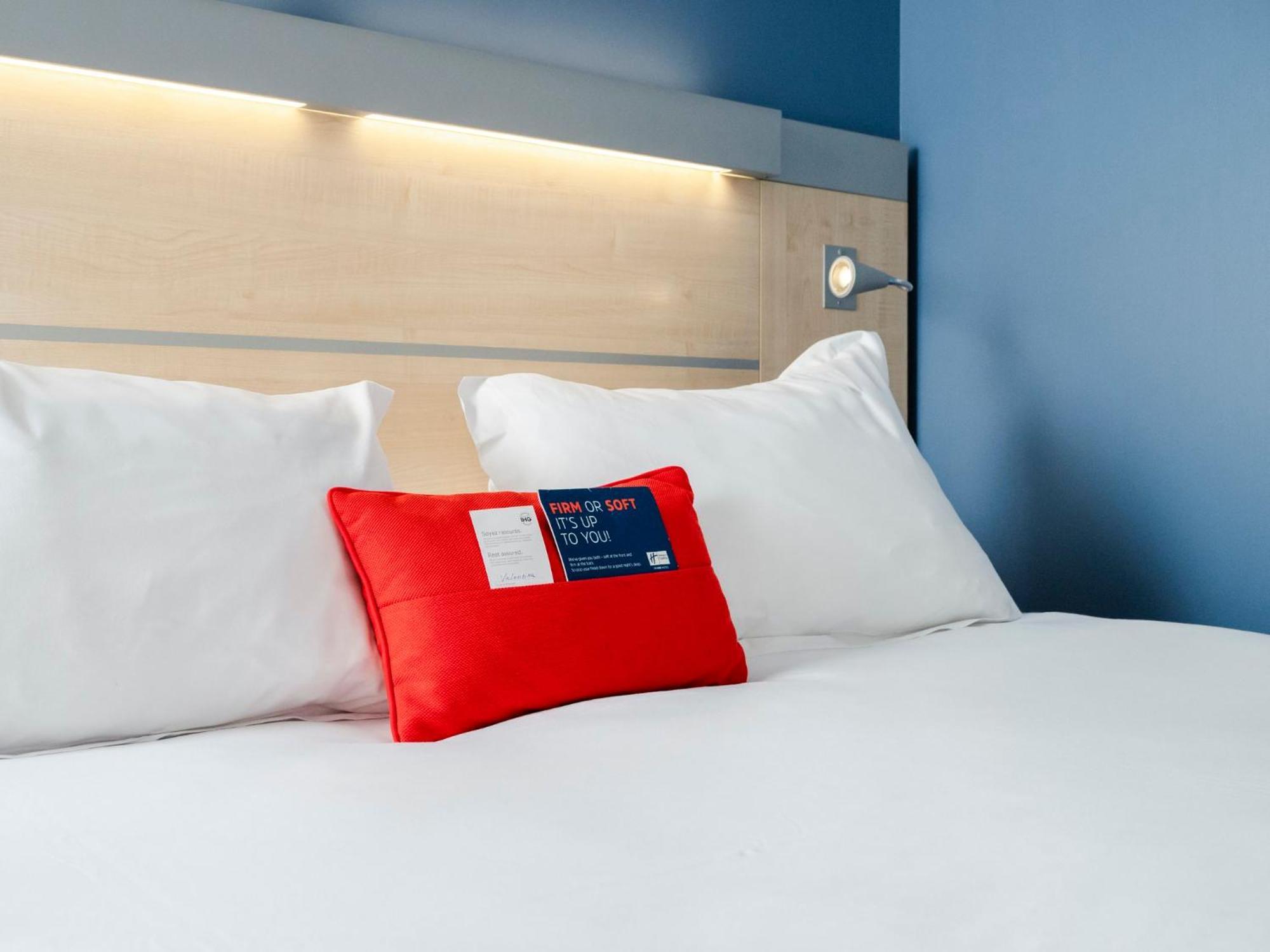 Holiday Inn Express Saint-Nazaire By Ihg Екстериор снимка