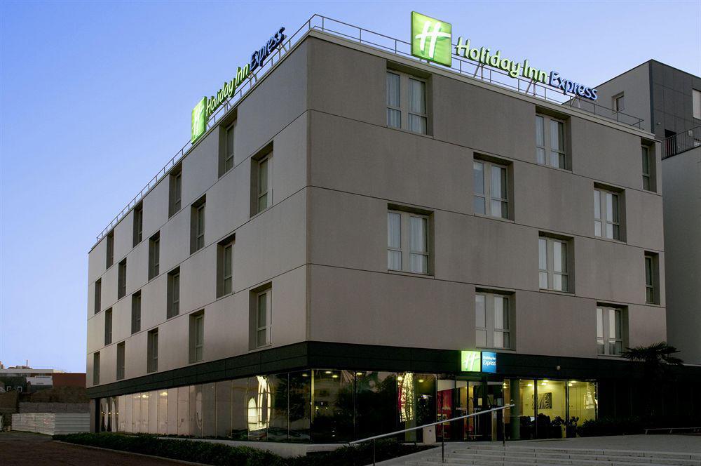 Holiday Inn Express Saint-Nazaire By Ihg Екстериор снимка